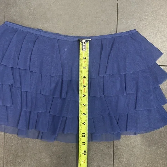 Norma Kamali Ruffle Skort in Blue - Picture 5 of 10